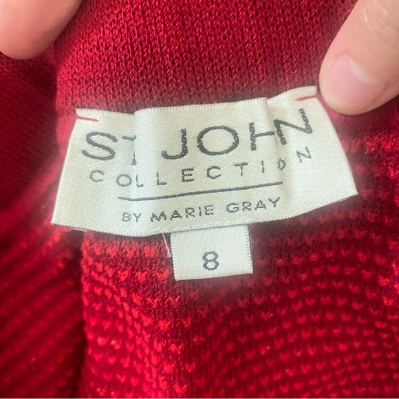 St John women’s red knee length skirt size 8 glitter knit holiday party office - Picture 3 of 6